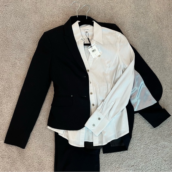 Calvin Klein navy blue three piece suit will make you interview ready! - Picture 5 of 5